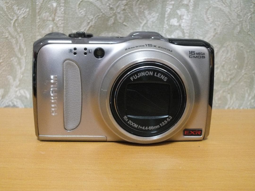 デジタルカメラ FUJIFILM FINEPIX F600EXR
