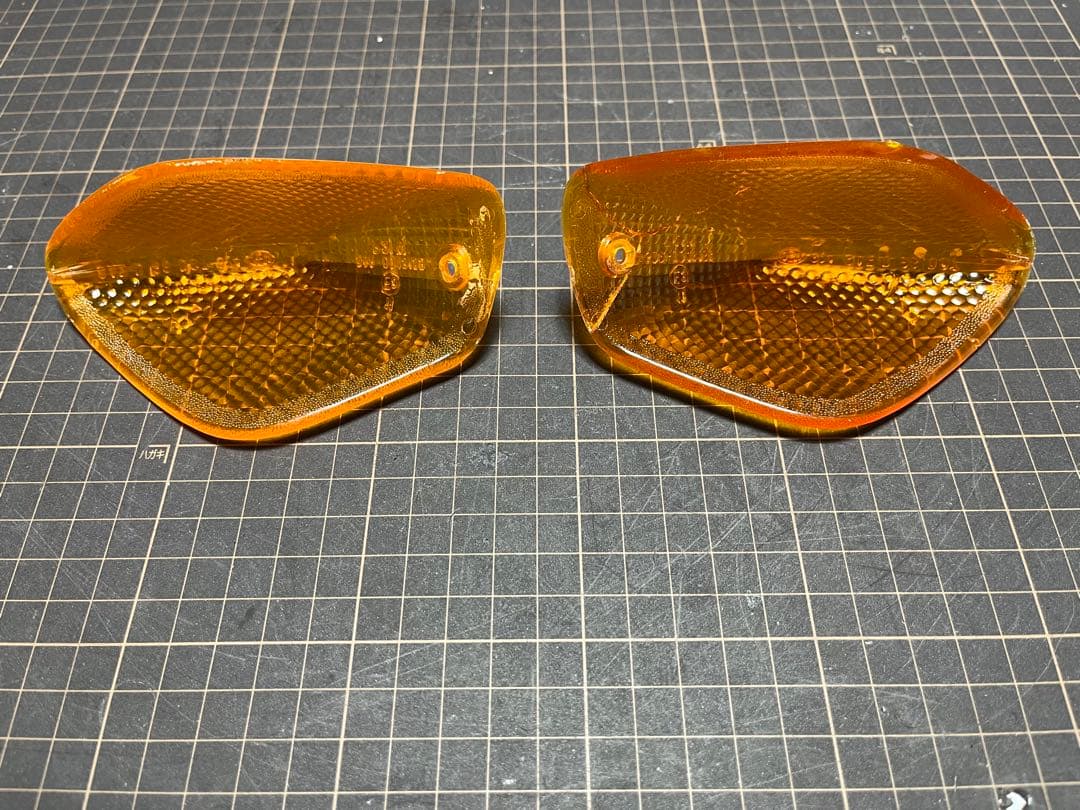 DUCATI PASO 750 ウインカーレンズ　ドゥカティ　パソ