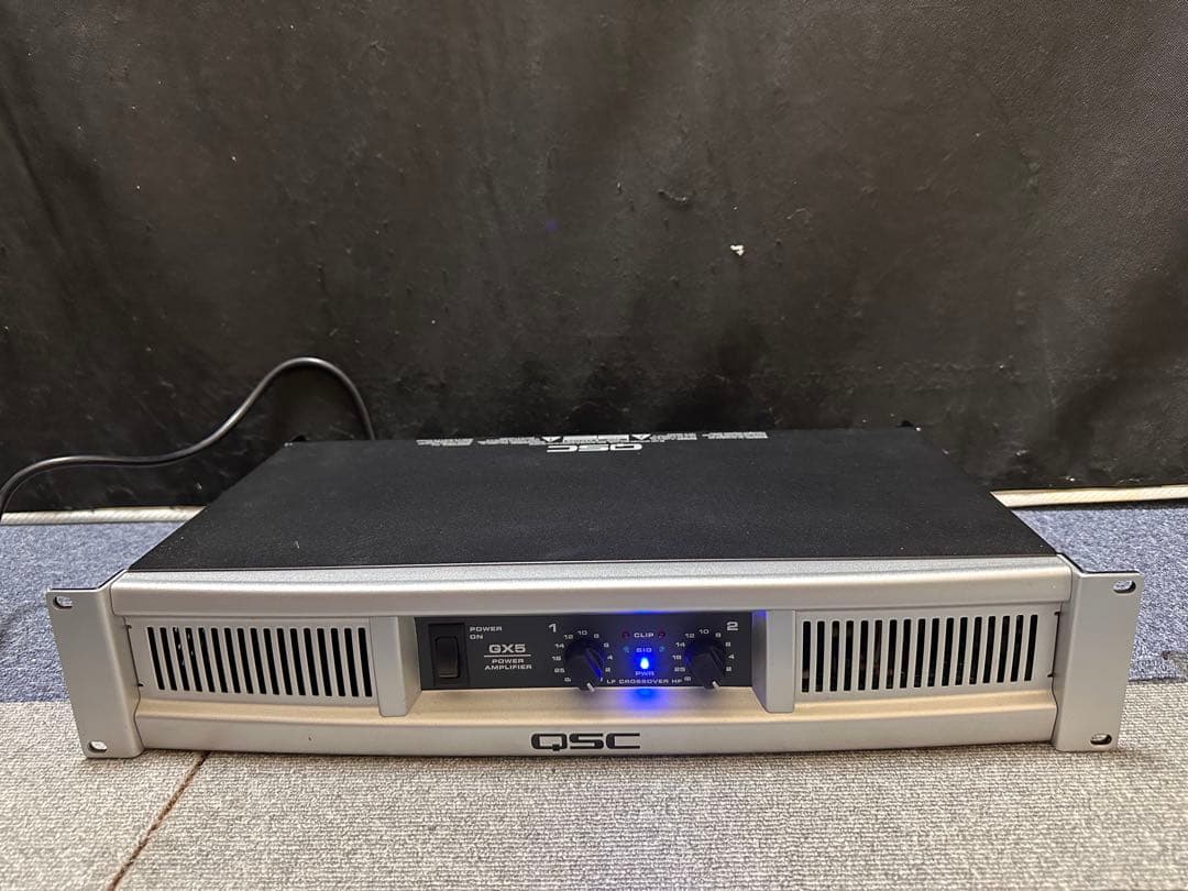 QSC GX5 パワーアンプ PA機器 業務用パワーアンプ