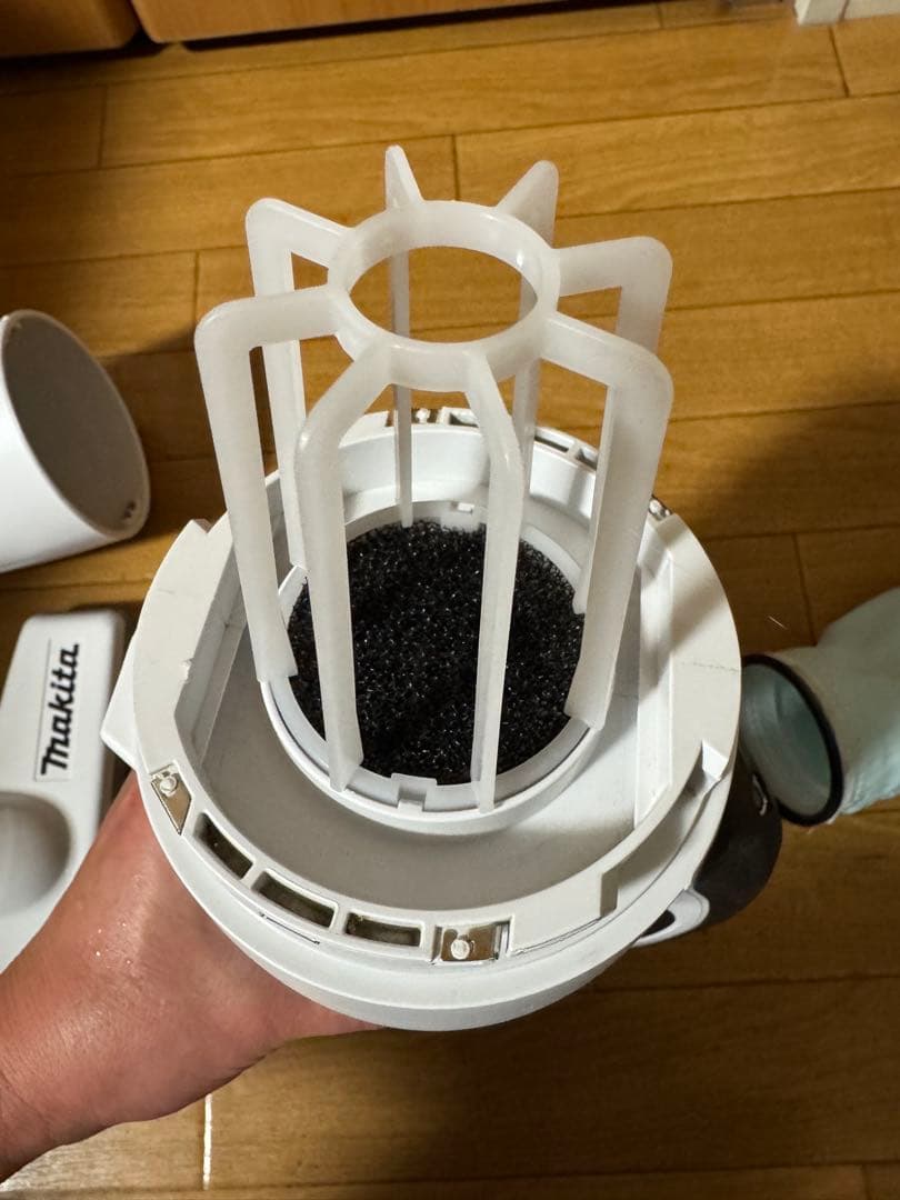 Makita CL181FDW コードレスクリーナー 本体