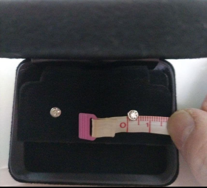 Polo様　極美品ティファニーバイザヤードネックレス0.38ct 鑑定書プラチナ