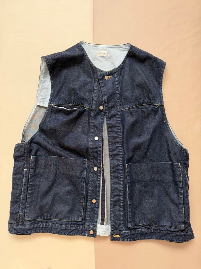 ジャケット・アウター SELVEDGE DENIM COLLARLESS VEST CLESSTE