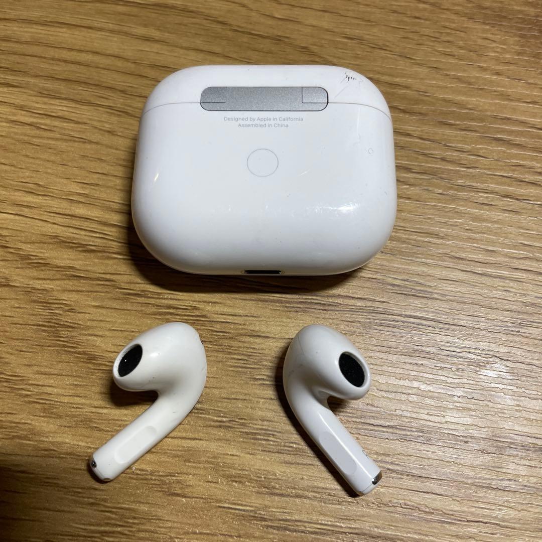 Apple AirPods 第３世代