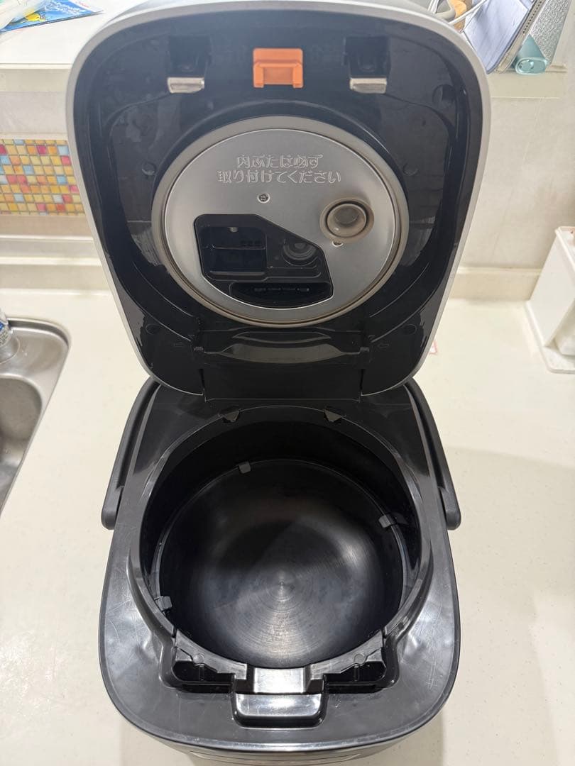 象印 圧力IH炊飯器 炎舞炊き NW-PT10 黒 内ぶた新品付き