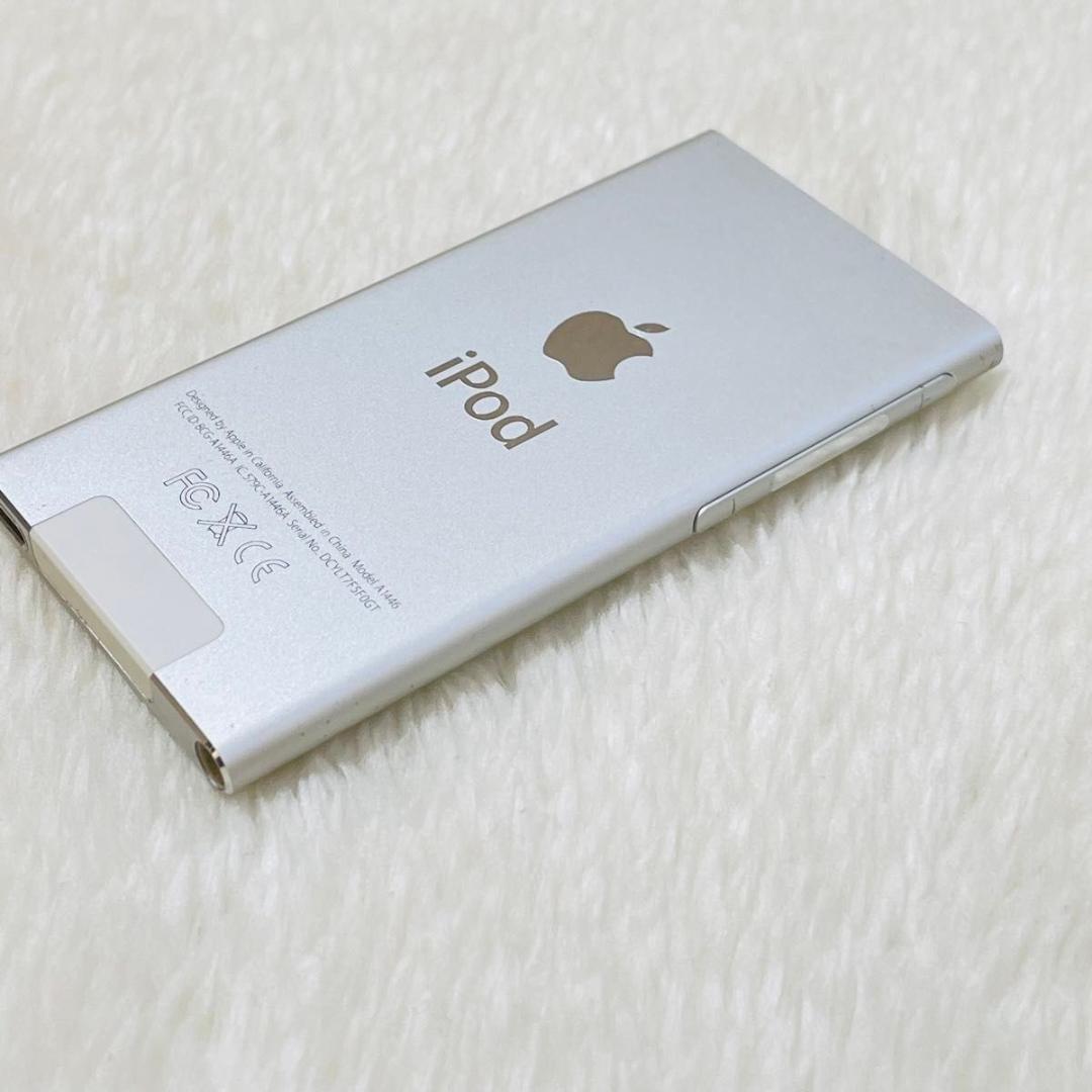 【新品同様品】 iPod nano 第7世代 シルバー