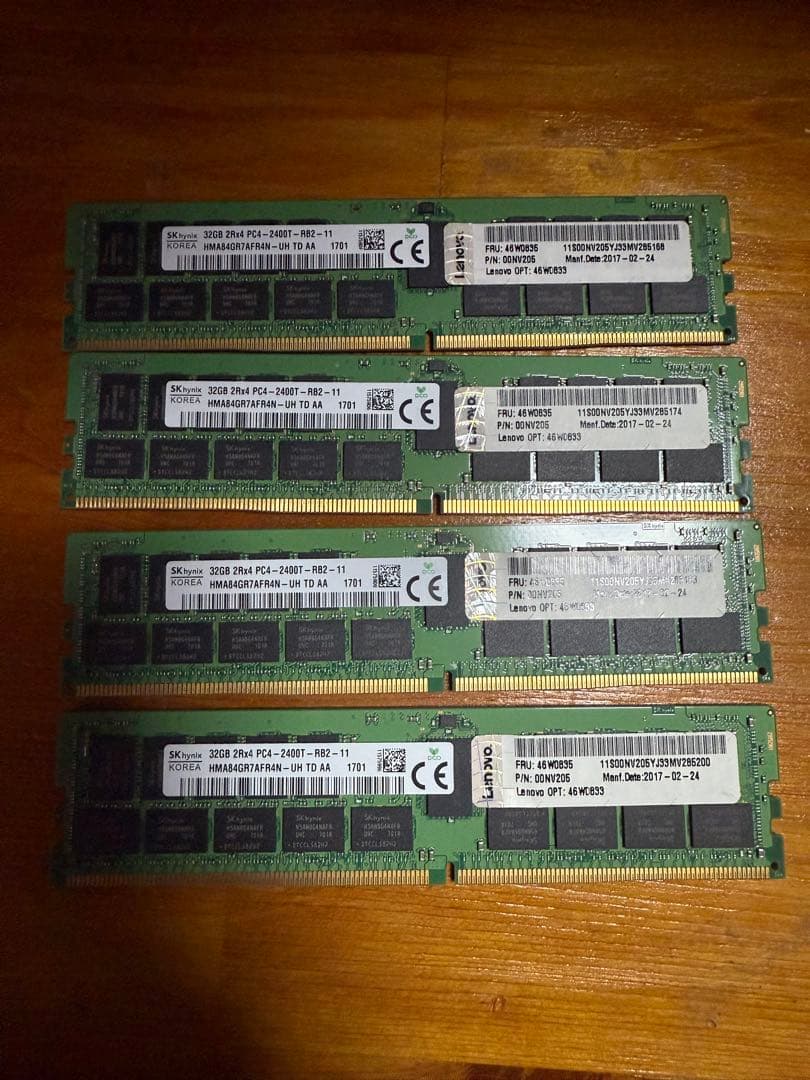 SK hynix 32GB DDR4 2400MHz メモリ　4枚セット