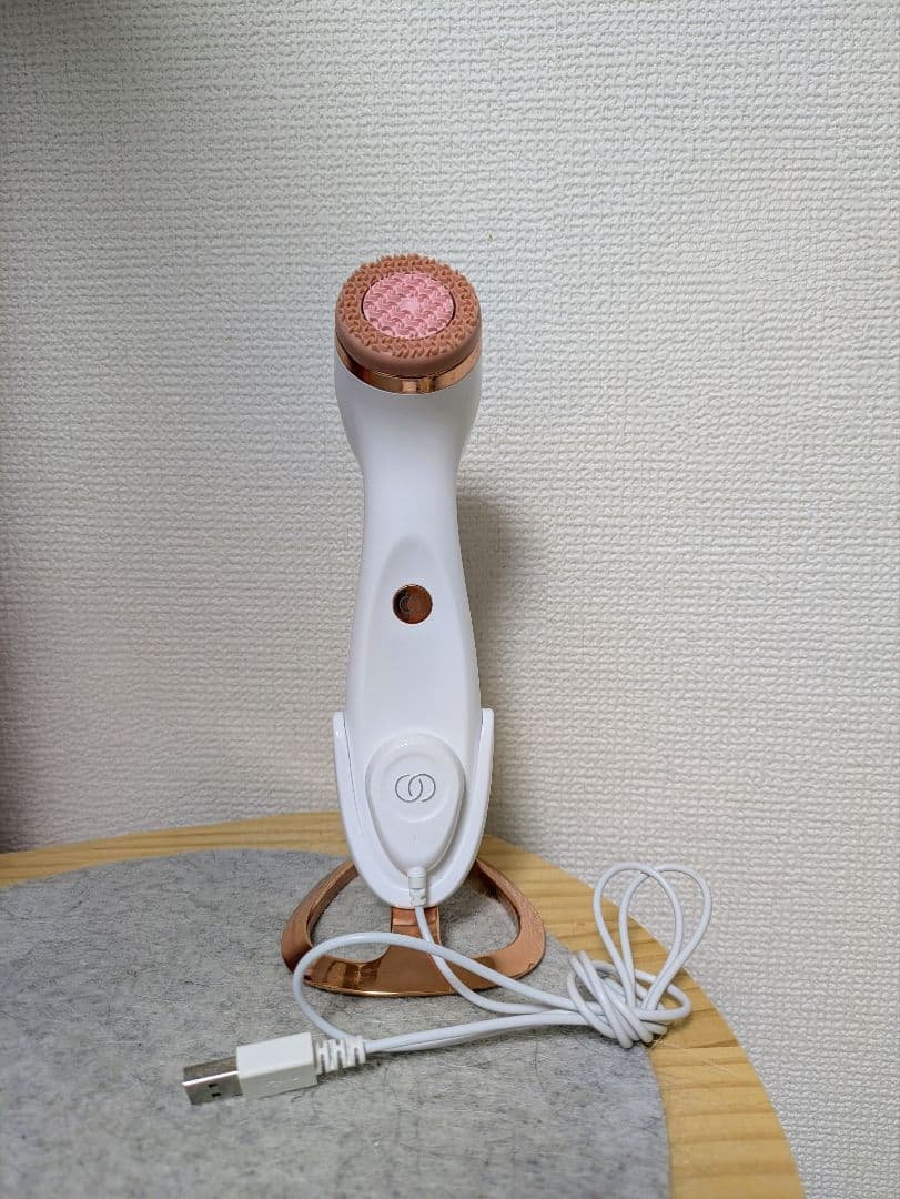 期間限定ルミスパ フェイシャルクレンジングブラシ