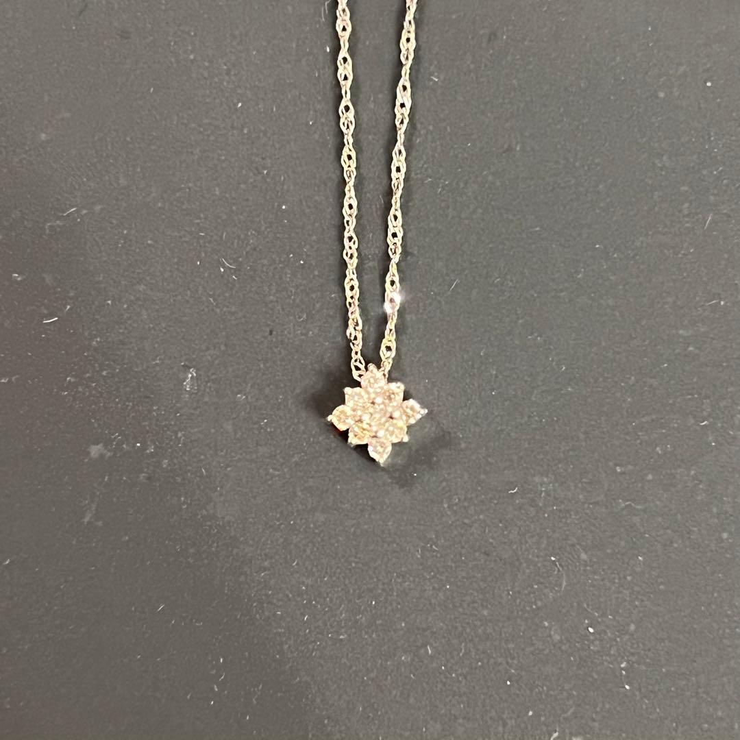 ＊美品＊K18WG 0.1ctダイヤモンドネックレス