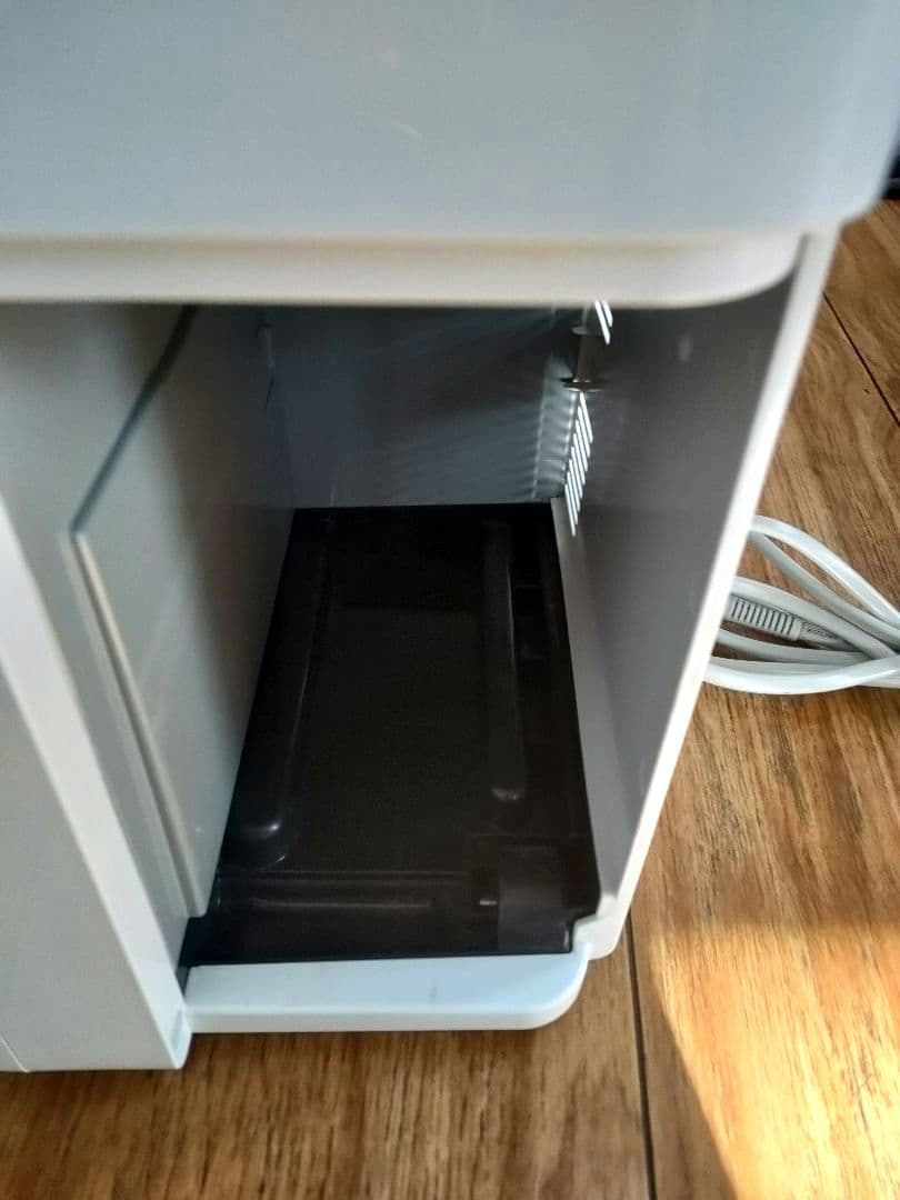 MITSUBISHI 衣類乾燥除湿機ムーブアイ MJ-M100RX-W