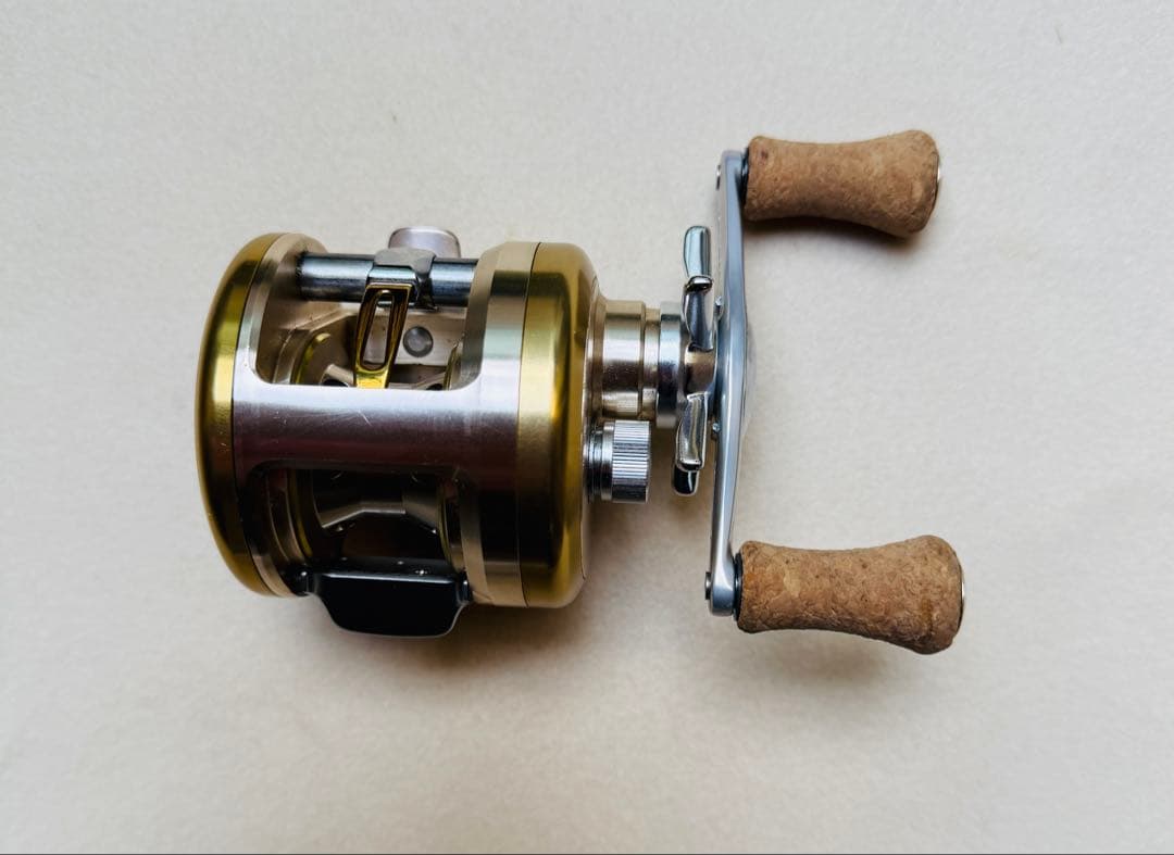 Daiwa Millonaire CVZ 205 ベイトリール