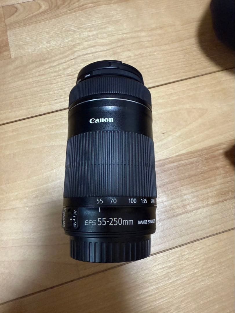 望遠レンズ　Canon EFS 55-250mm