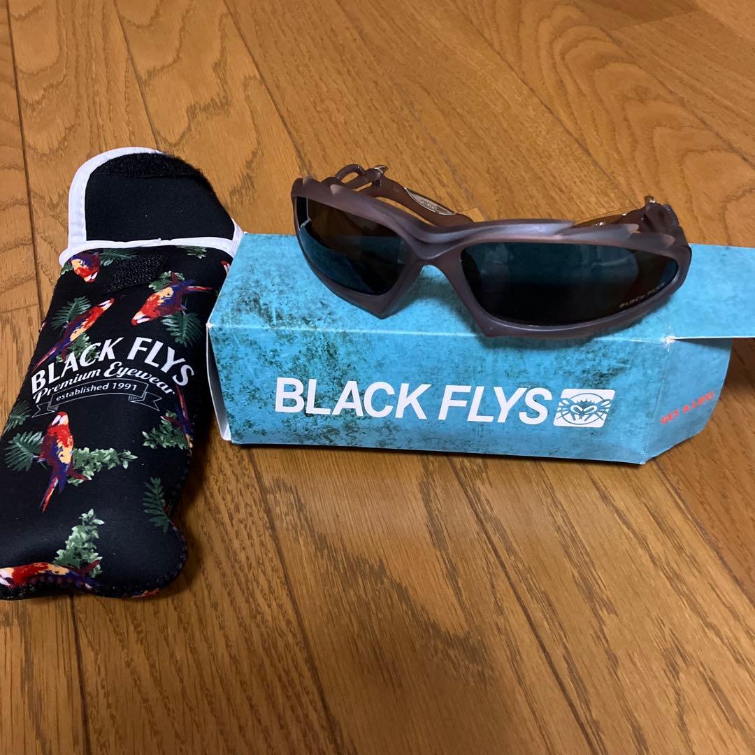 小物 BLACK FLYS DAMIAN3