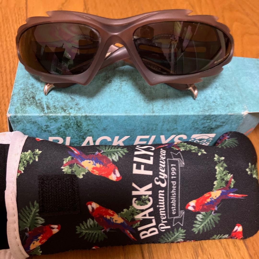 小物 BLACK FLYS DAMIAN3