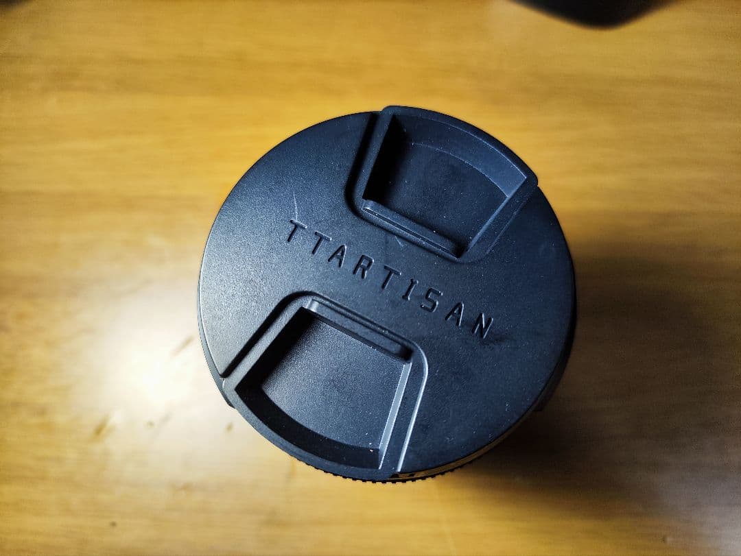 TTArtisan 75mm F2 Eマウント ※元箱付