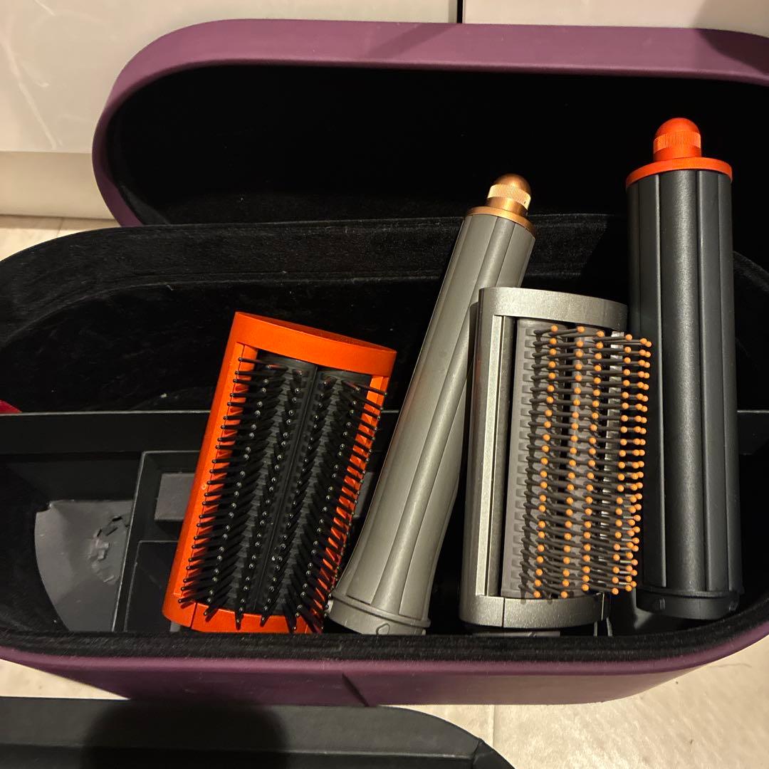 Dyson Airwrap ヘアスタイラー