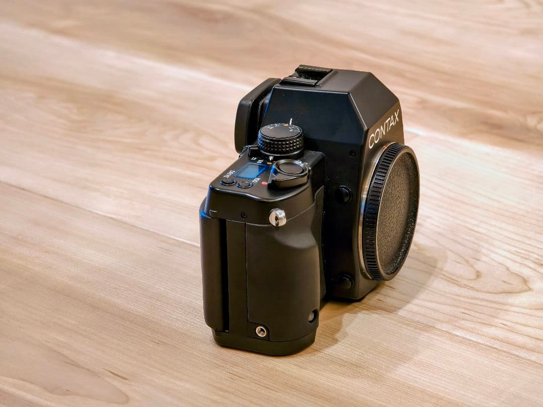 【動作未確認、箱・付属品付き】CONTAX Aria ボディのみ