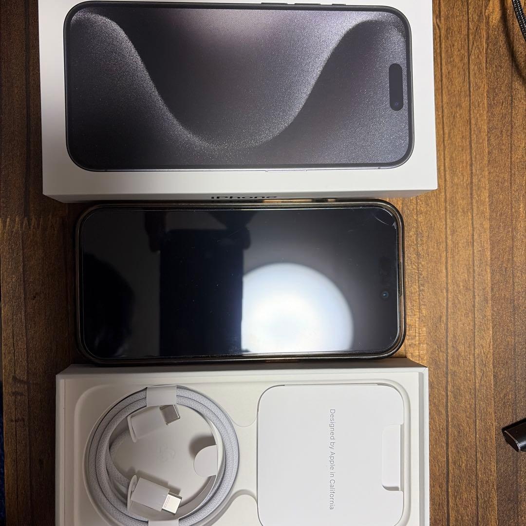 iPhone 15 pro　128GB