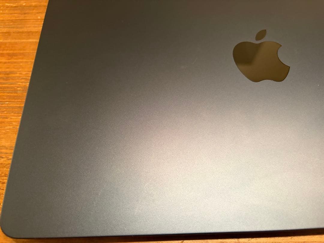 MacBook本体 Apple MacBook Air M2 16GB 512GB BT84%