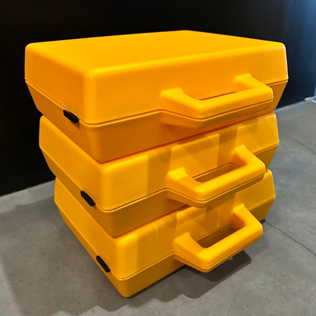 プラスチック製　収納ケース　3個セット② カナダ製 アタッシュケース　80年代