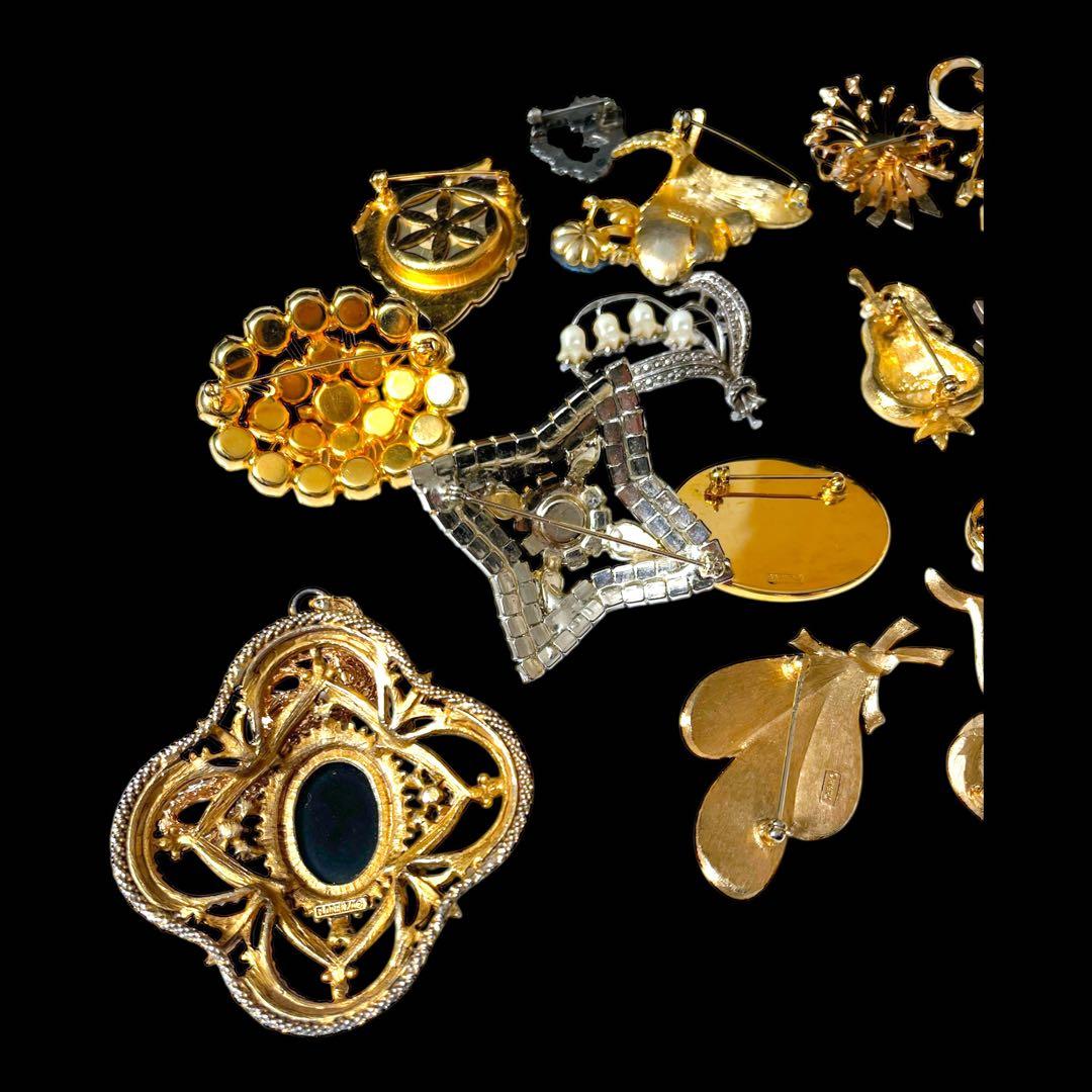 ☆2025年&2026年福袋☆ブラック&ゴールド系☆20点アクセサリーセット