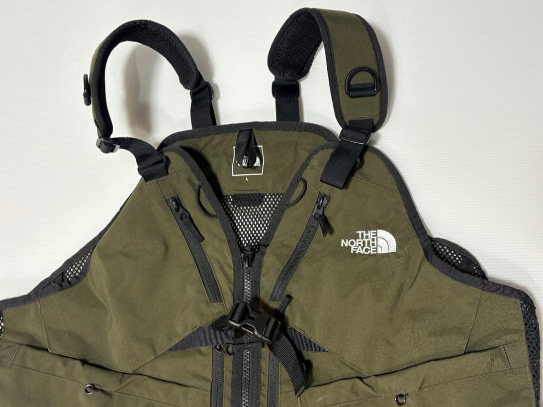 希少なLサイズ！【ほぼ未使用】ノースフェイス ギアメッシュベスト ニュートープ