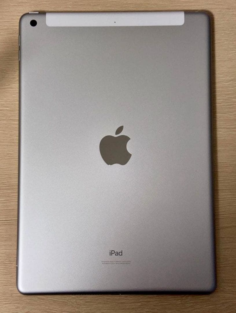 N*u様 iPad 第8世代 シルバー WiFi+cellular