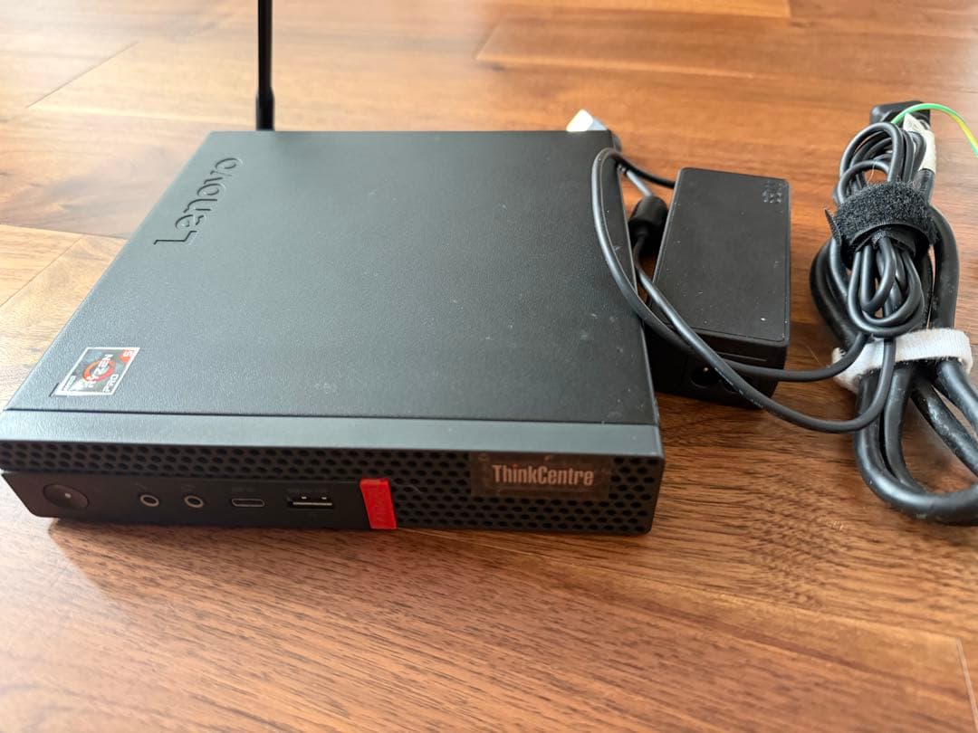 ミニPC ThinkCentre M75q-1 Tiny