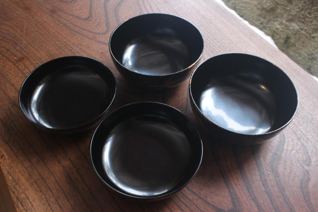 デッドストック！時代黒漆に極上松竹梅蒔絵の映える煮物椀2点（検輪島塗雑煮椀蒔絵椀