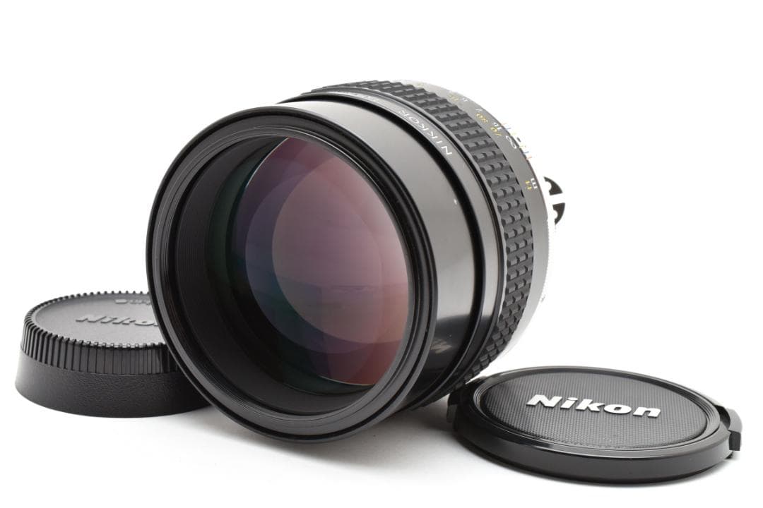 ★極上品 Nikon Ai-S NIKKOR 105mm F1.8 単焦点レンズ