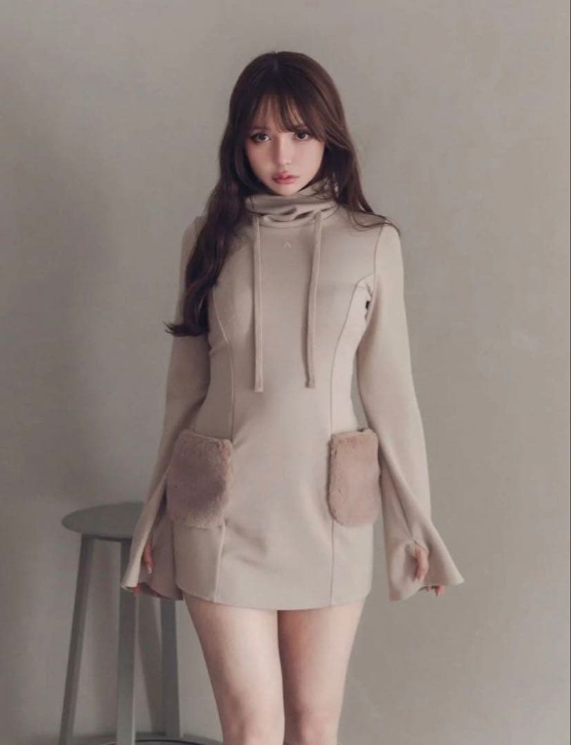 ファーポケットミニドレス