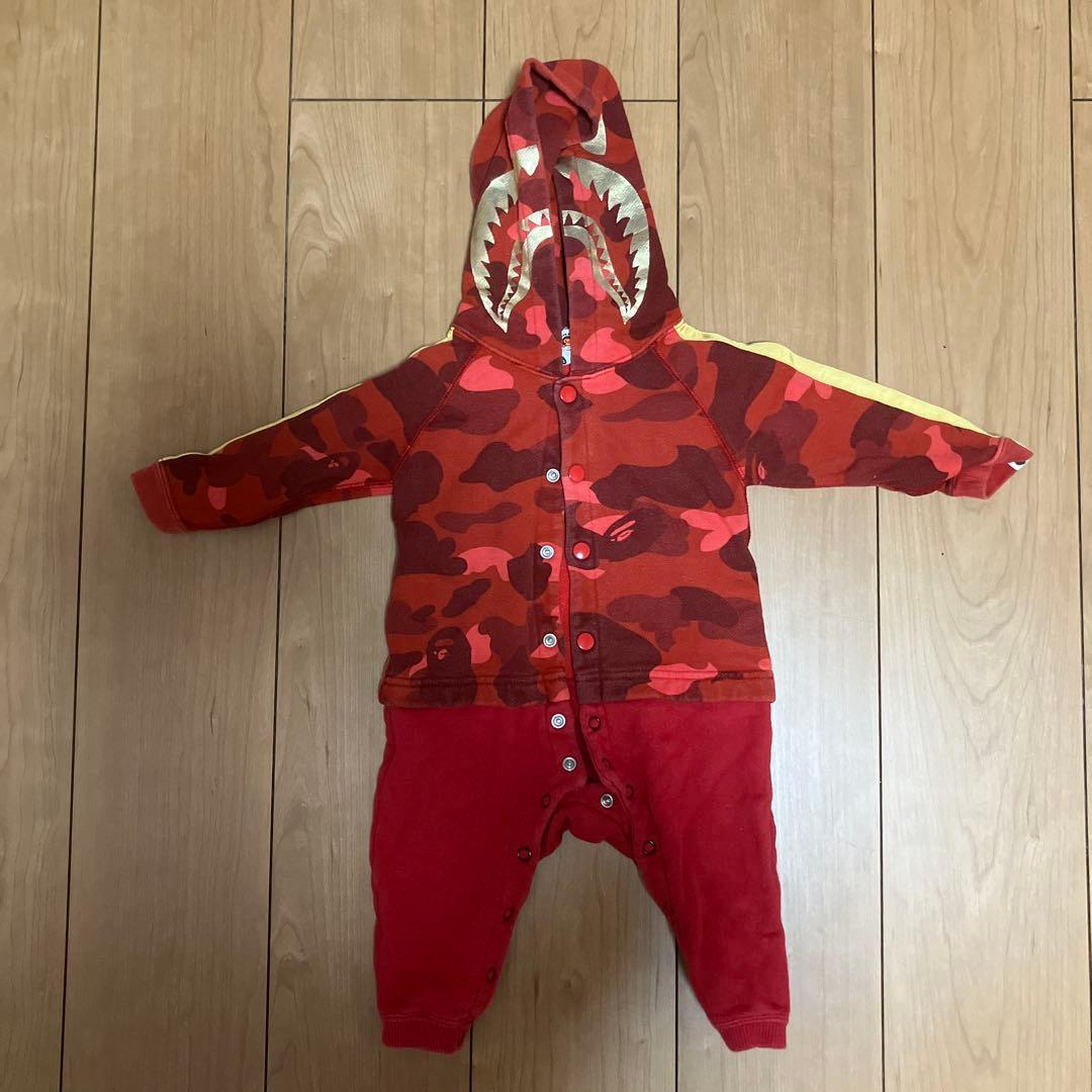 A BATHING APE ロンパースシャーク　アベイシングエイプ ロンパース
