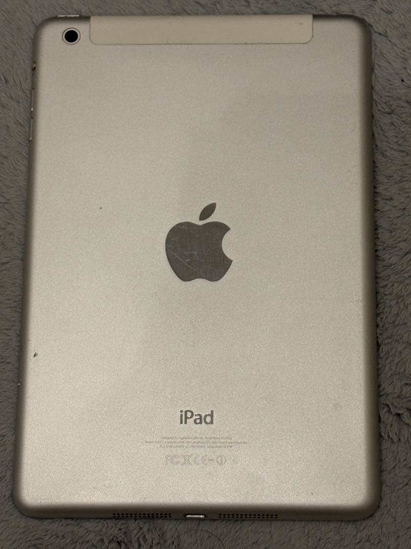 iPad mini 64GB 本体