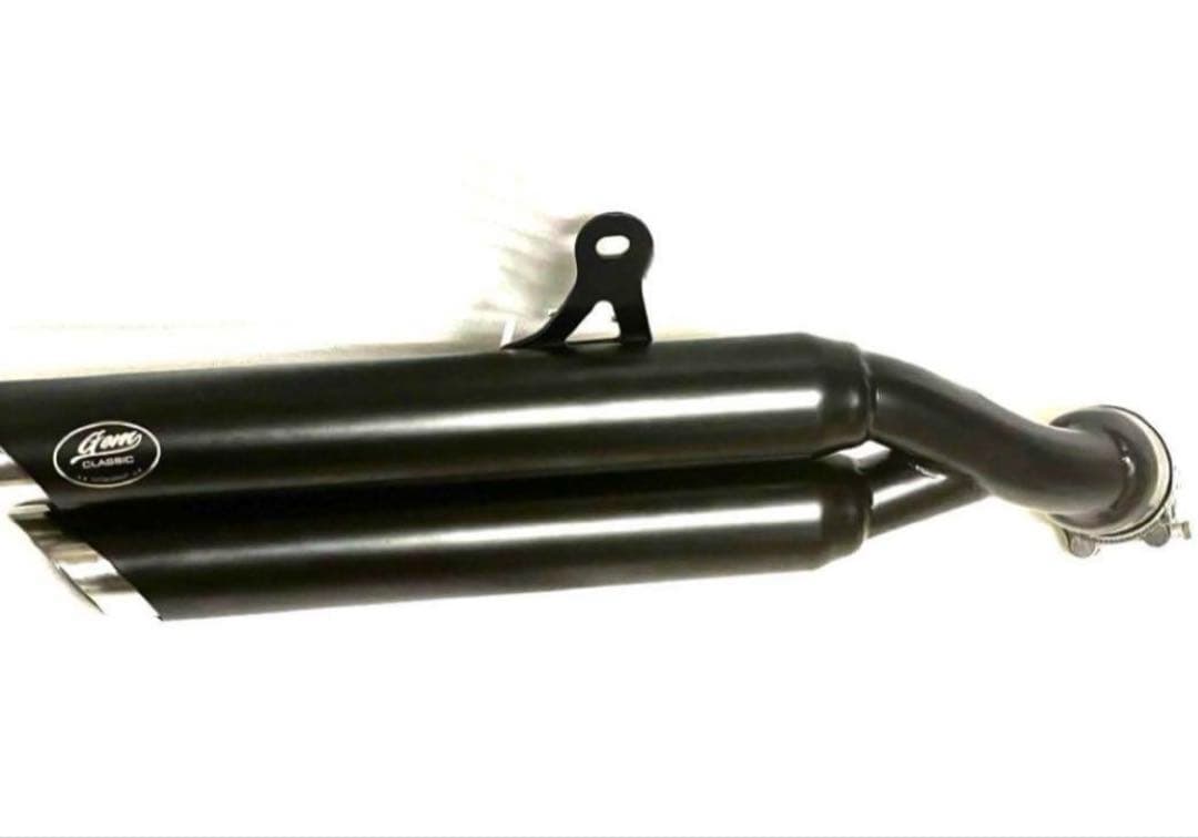 新型レブル250 2023年式モデル　マフラーgem speed製 V4