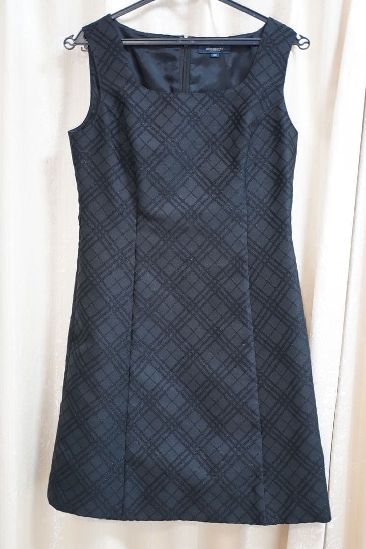 お値下げ中【定価約8万円】BURBERRY LONDON ワンピース38サイズ