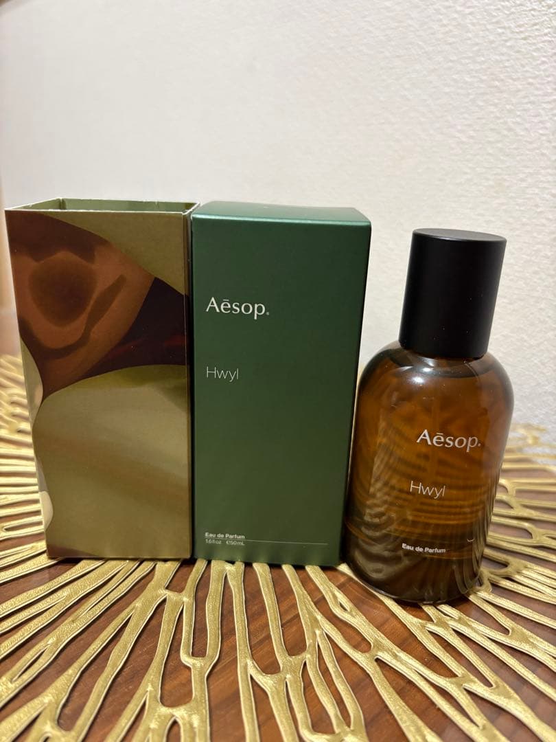 【ワンプッシュのみ】Aesop ヒュイル hwyl 香水 正規品 50ml