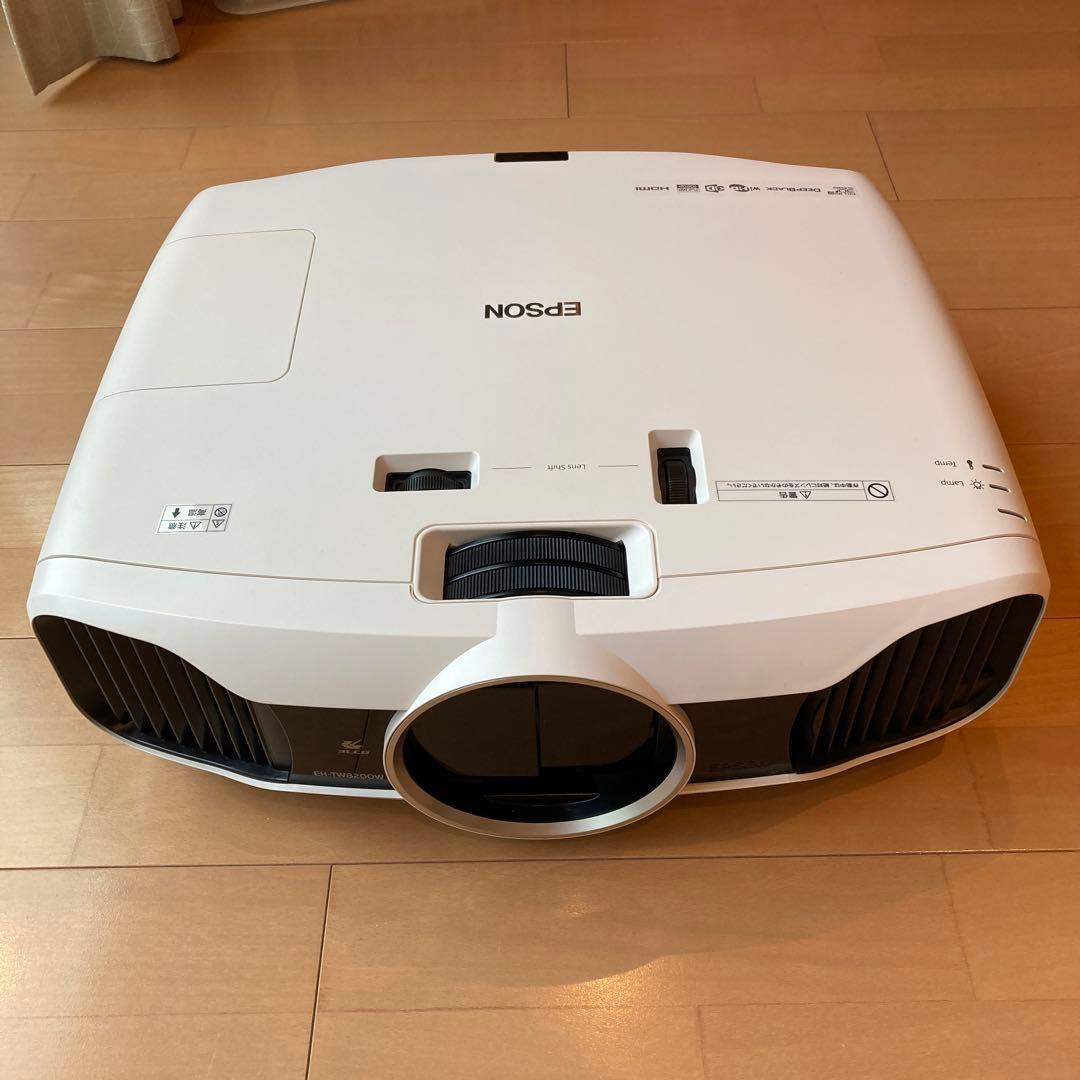 EH-TW8200W ホームシネマ プロジェクター