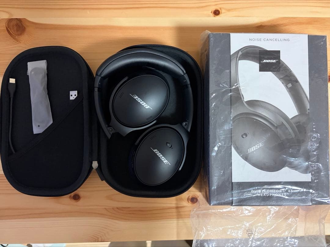 美品　Bose QuietComfort 45 ワイヤレスヘッドホン