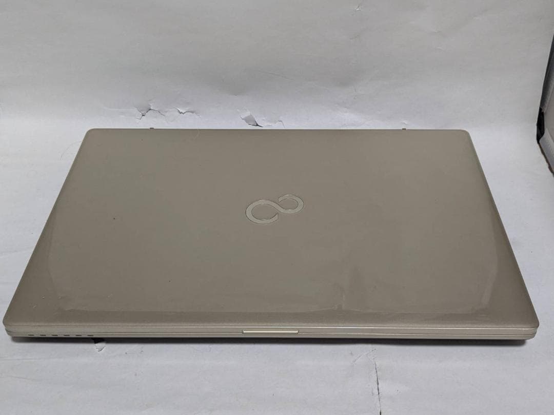 富士通　LifeBook　AH45D1　美品金　SSD　WIN11 Office