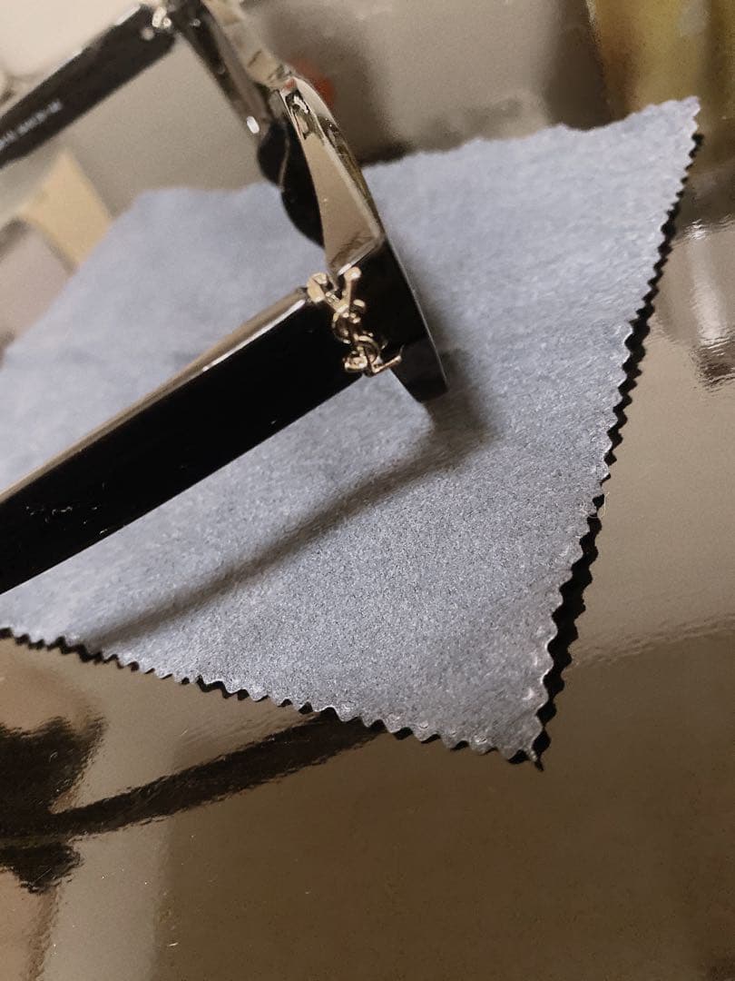 Saint Laurent SL M115 サングラス