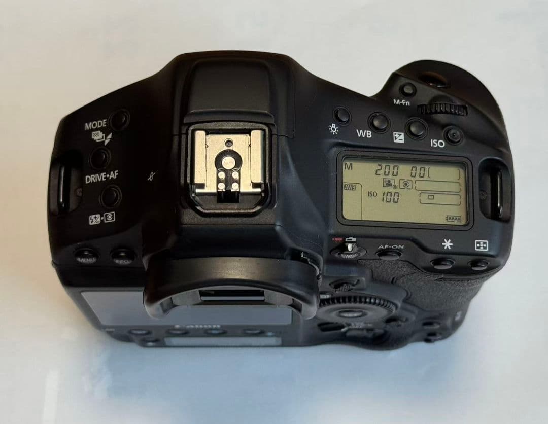 美品 Canon EOS-1D X Mark II 1DX mark2