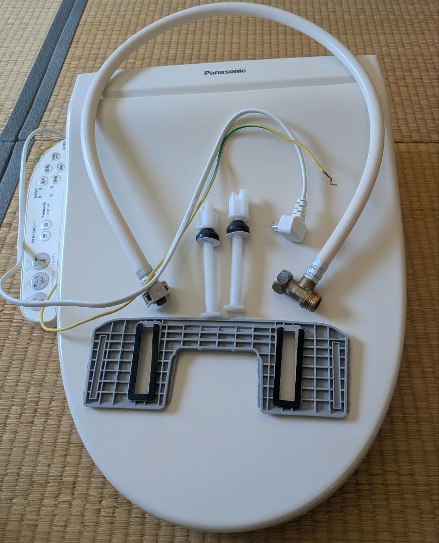 k*n様 A*j様 温水洗浄便座【Panasonic】CH941SPF