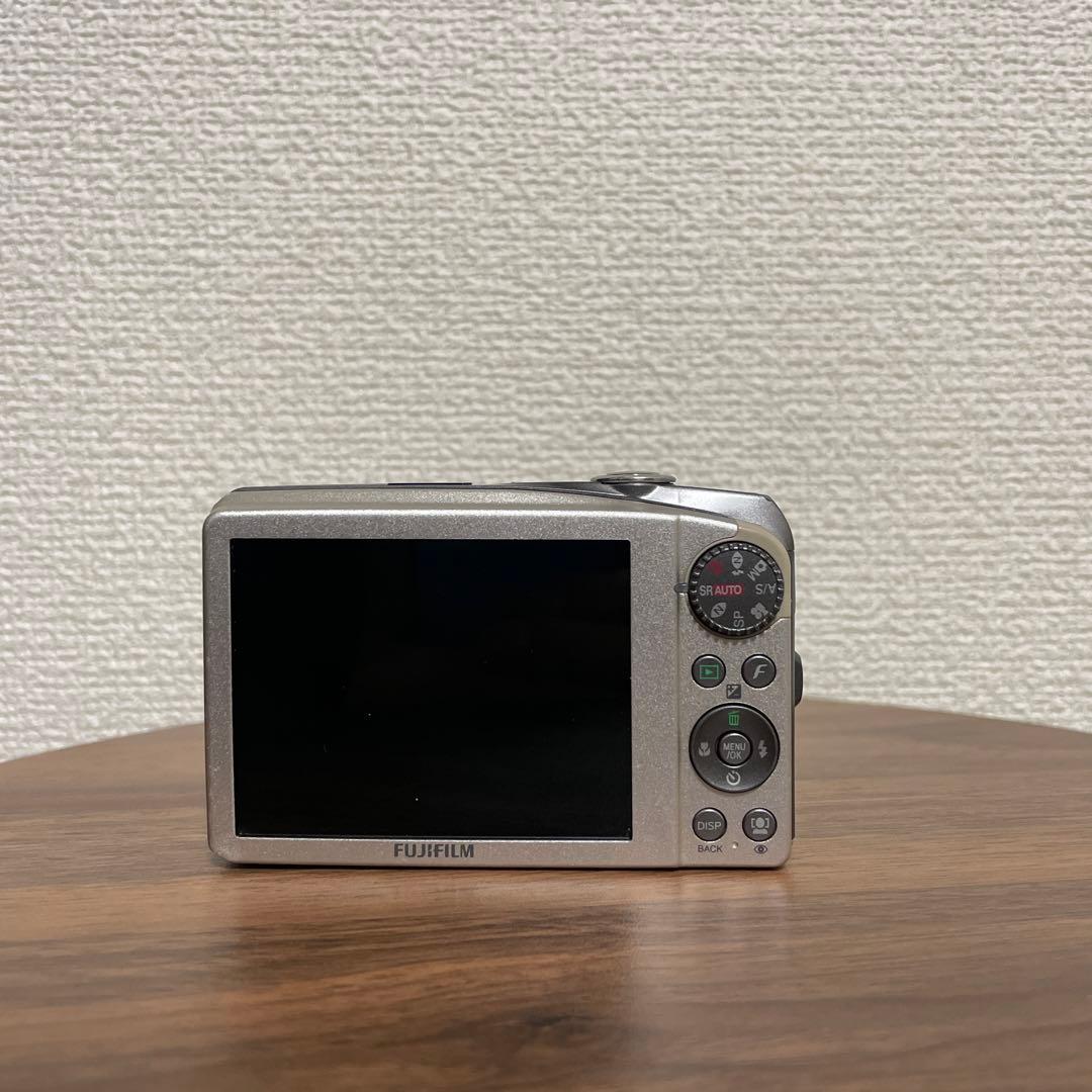 【オールドコンデジ】 FUJIFILM FinePix F60fd