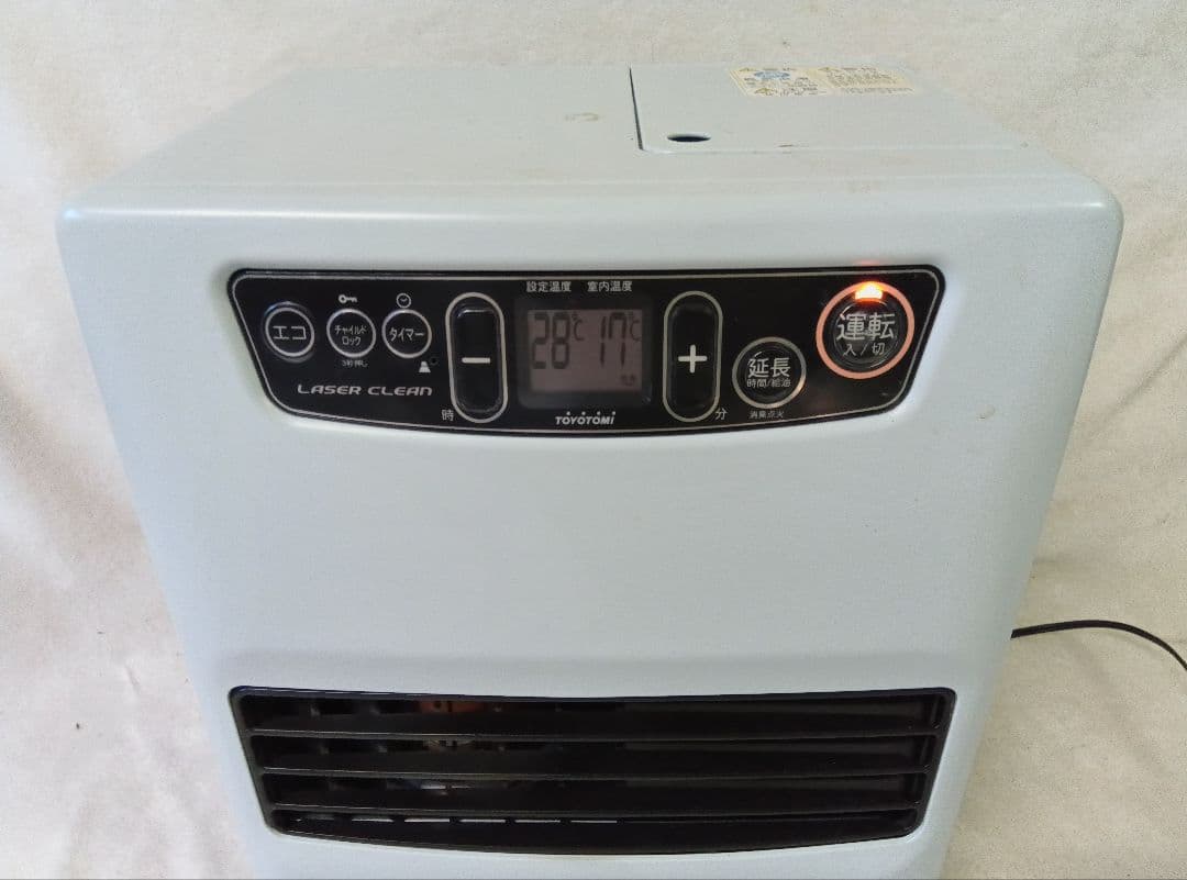 トヨトミ　LC-332　石油ファンヒーター　2021年製　マットホワイト