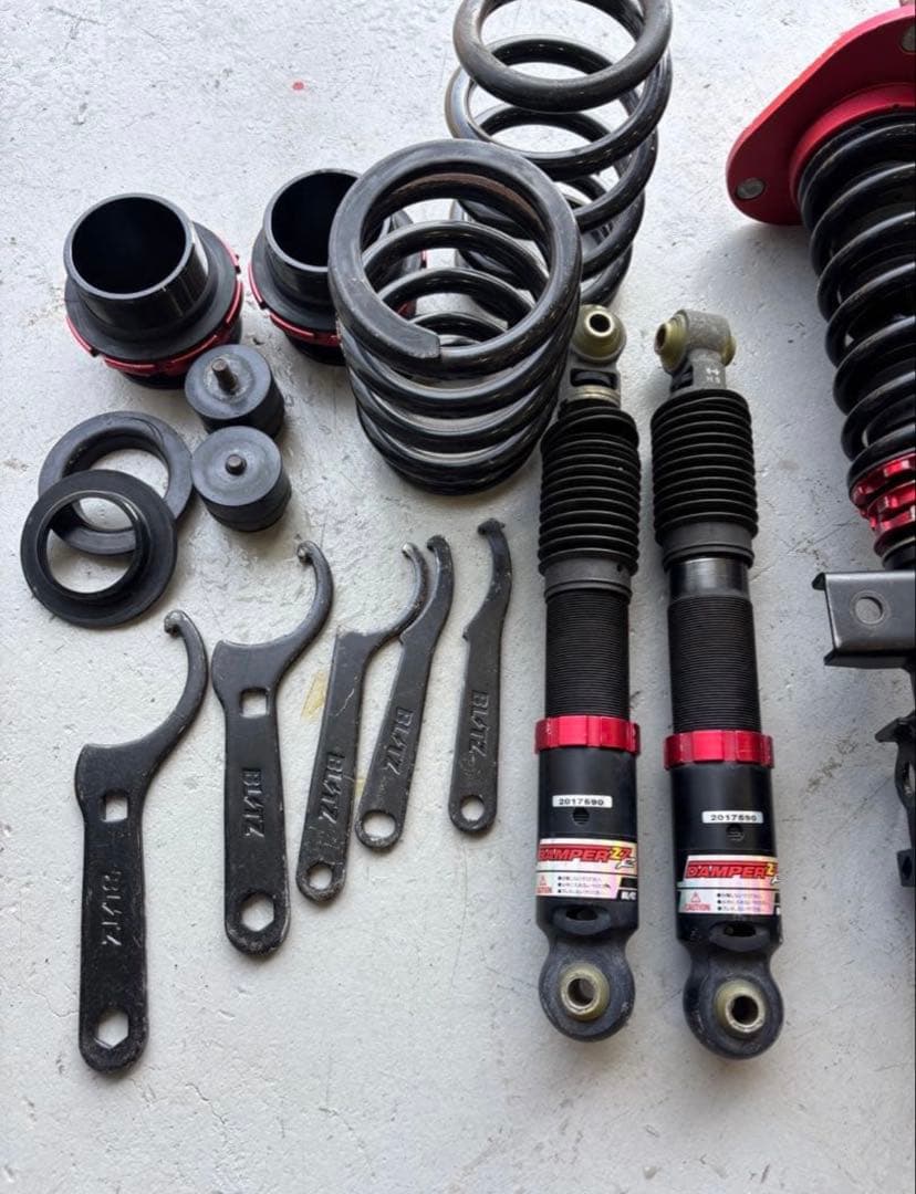 今週のみ送料込みBLITZ 車高調　ZSU60W ハリアー60