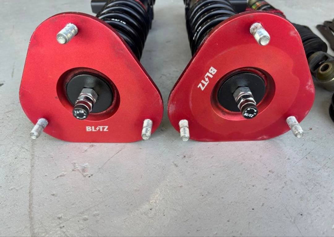 今週のみ送料込みBLITZ 車高調　ZSU60W ハリアー60