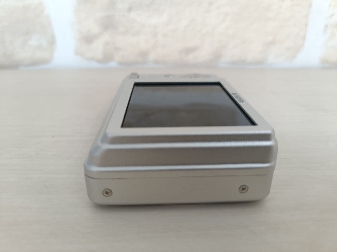 【美品♪】 FUJIFILM FinePix J15fd デジタルカメラ