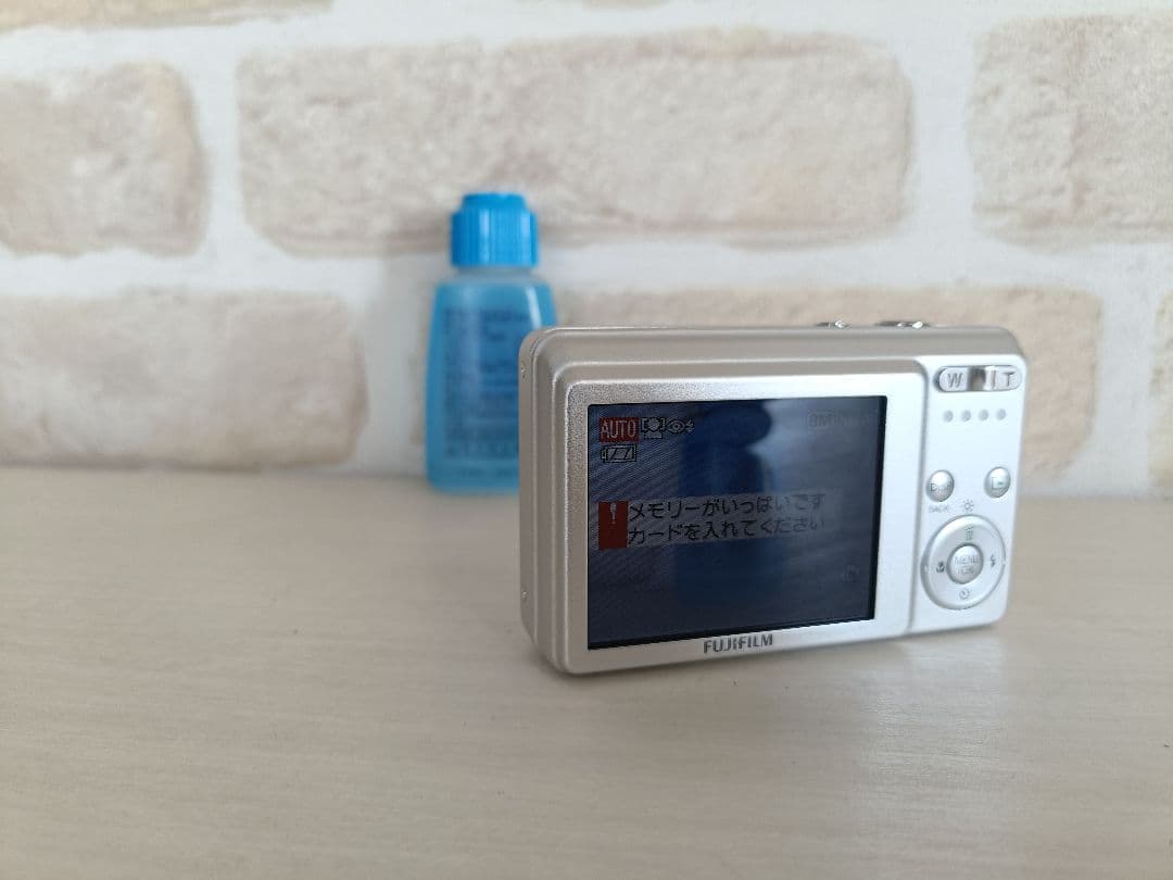 【美品♪】 FUJIFILM FinePix J15fd デジタルカメラ