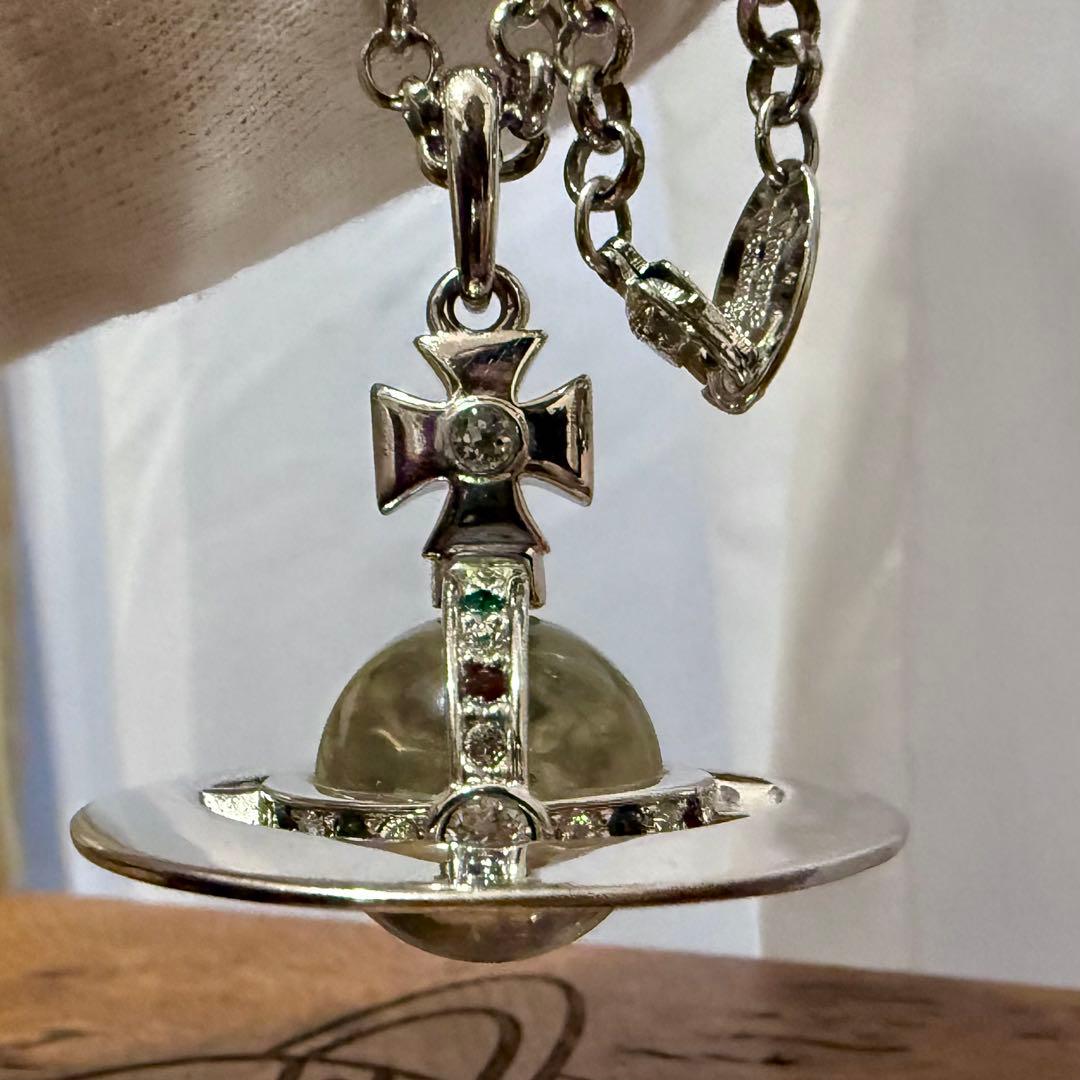 正規美品お箱付 Vivienne Westwoodニュースモールオーブシルバー