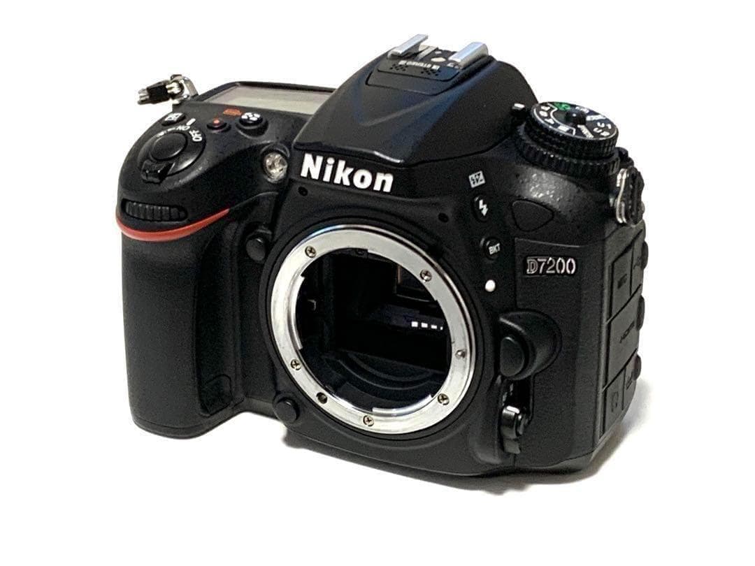 ☆撮影数220回以下☆Nikon D7200ボディ&EDズームVRレンズセット