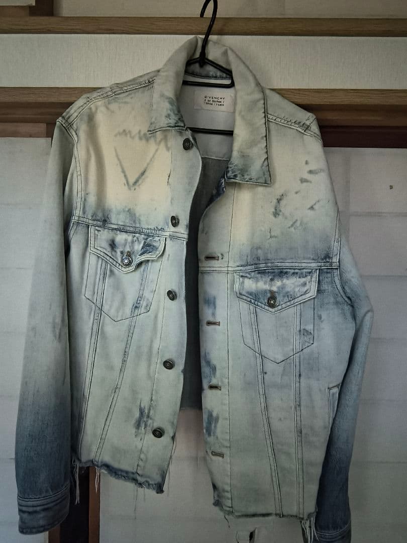 GYVENCHY　デニムジャケット